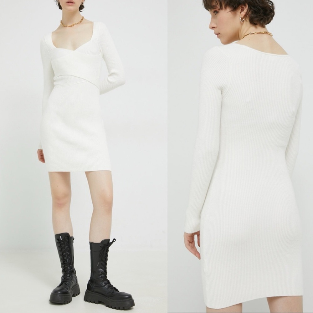 NWOT Abercrombie & Fitch Long-Sleeve Wrap-Front Mini Sweater Dress Size Large